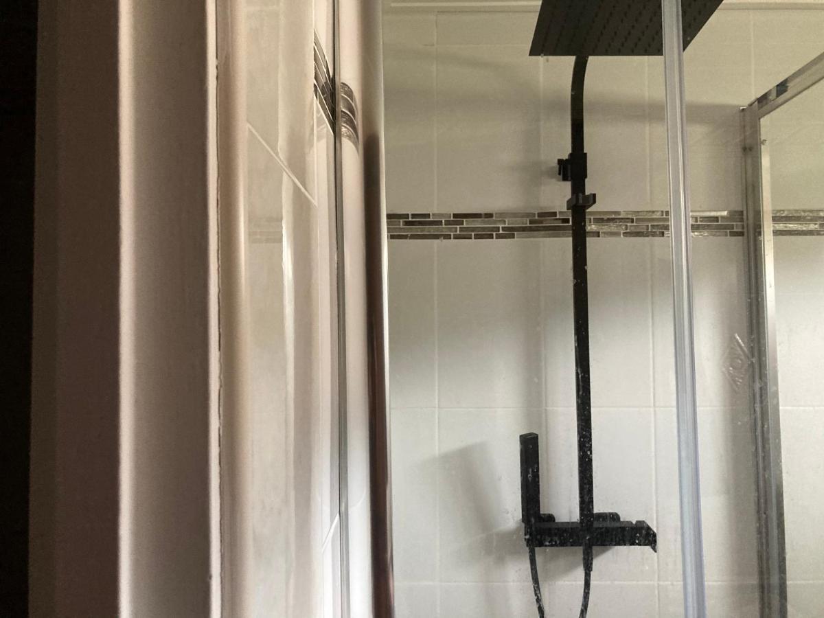 Location Chambre Avec Salle De Bain Et Partie Commune Sea View & Mountain View Renting 1 Of 3 Bedrooms With Shared Common Space 3 Bdrm Apt Not 1 Bdrm Plus Clime Ou Ac Бастия Экстерьер фото